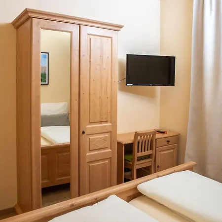 Gasthuis Storch - 3*