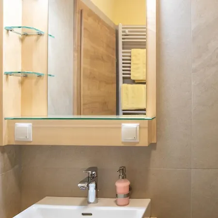 Gasthuis Storch - 3*